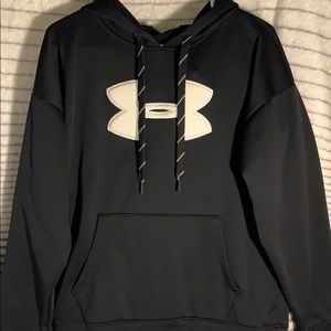 black under armor hoodie